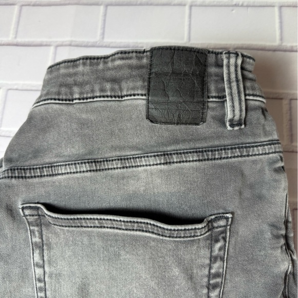 Only & Sons Men's Washed Gray Straight Leg Jeans Size
38x32 - Picture 9 of 11